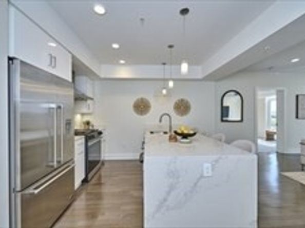 262 Monsignor Obrien 503, Cambridge MA 02141