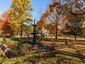 40 Lincoln Street, Hopkinton MA 01748