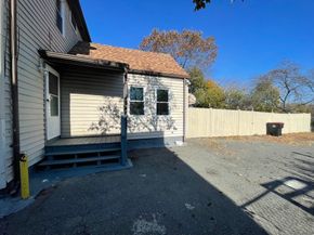 767 N Montello St, Brockton MA 02301