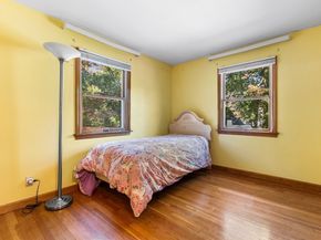 20 Lantern Ln, Burlington MA 01803