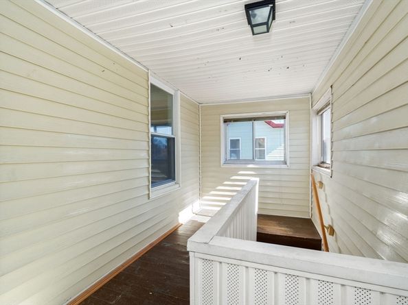 99 North St, Southbridge MA 01550