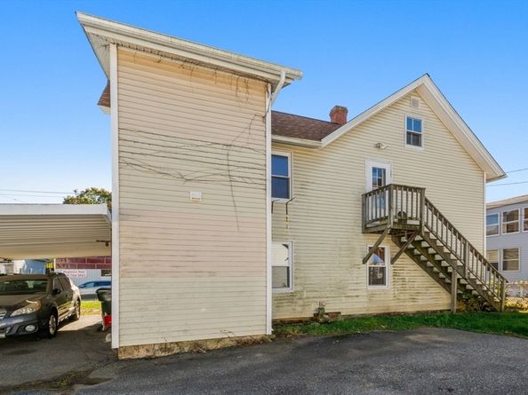 99 North St, Southbridge MA 01550