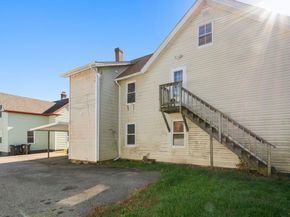 99 North St, Southbridge MA 01550