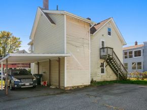 99 North St, Southbridge MA 01550