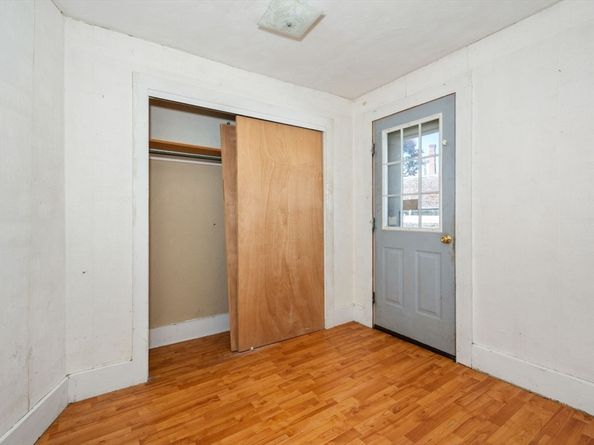 99 North St, Southbridge MA 01550