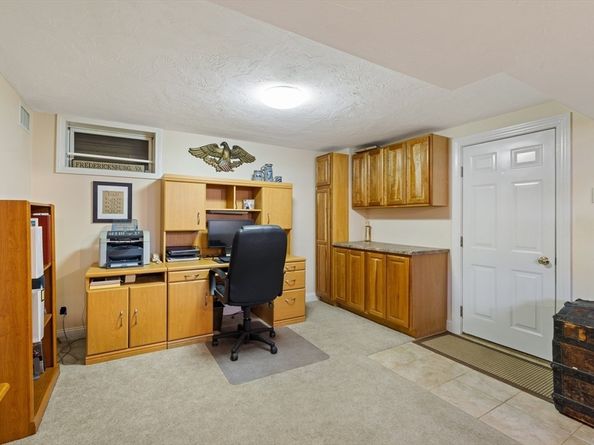 2 Marlboro Road, Lexington MA 02421