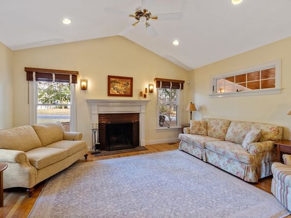 2 Marlboro Road, Lexington MA 02421