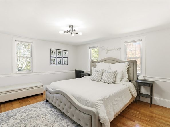 4 Wayside Dr, Danvers MA 01923