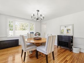 4 Wayside Dr, Danvers MA 01923
