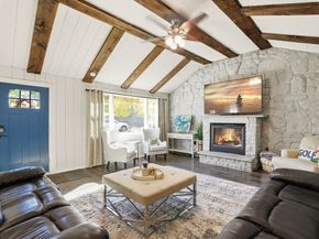 4 Wayside Dr, Danvers MA 01923