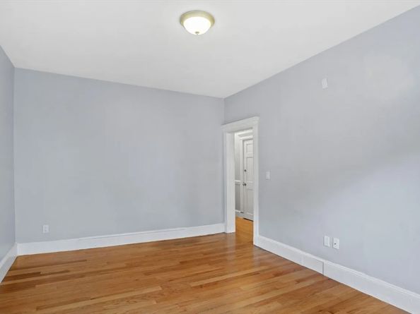 52 Intervale St, Boston MA 02121