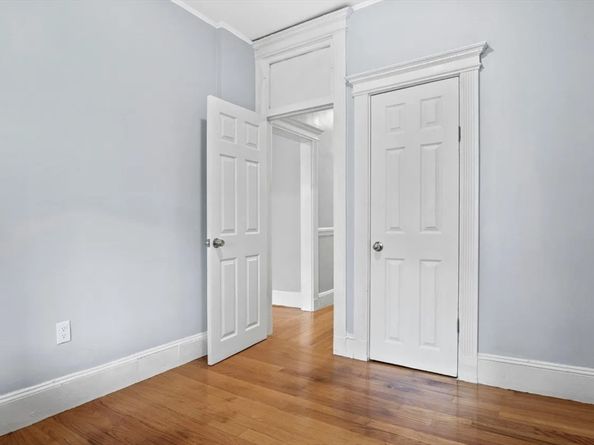 52 Intervale St, Boston MA 02121