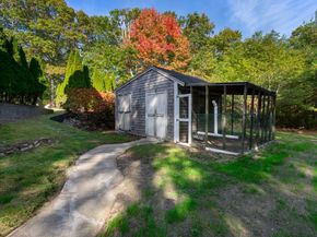103 Mayflower Ln, Wareham MA 02538