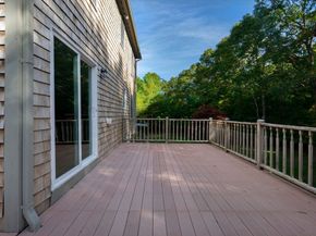 103 Mayflower Ln, Wareham MA 02538