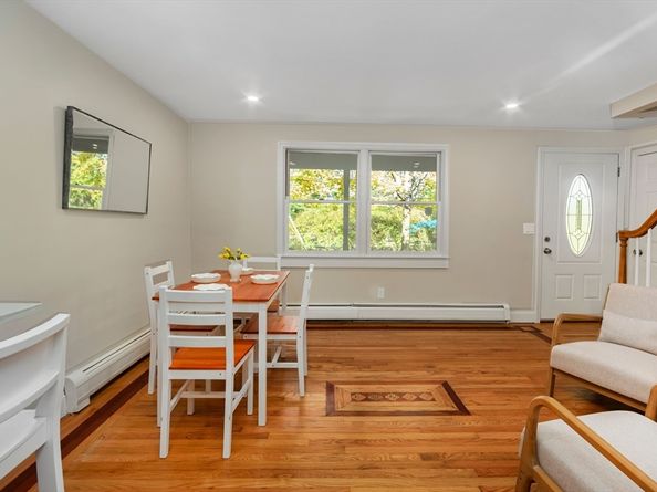 103 Mayflower Ln, Wareham MA 02538