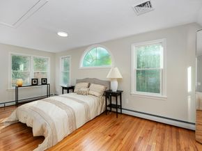 103 Mayflower Ln, Wareham MA 02538