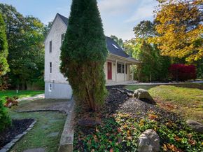 103 Mayflower Ln, Wareham MA 02538