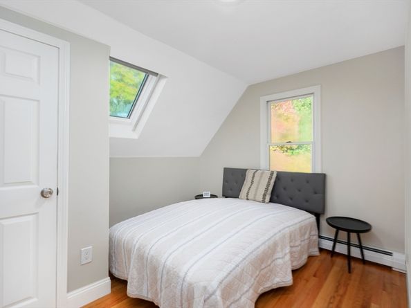 103 Mayflower Ln, Wareham MA 02538
