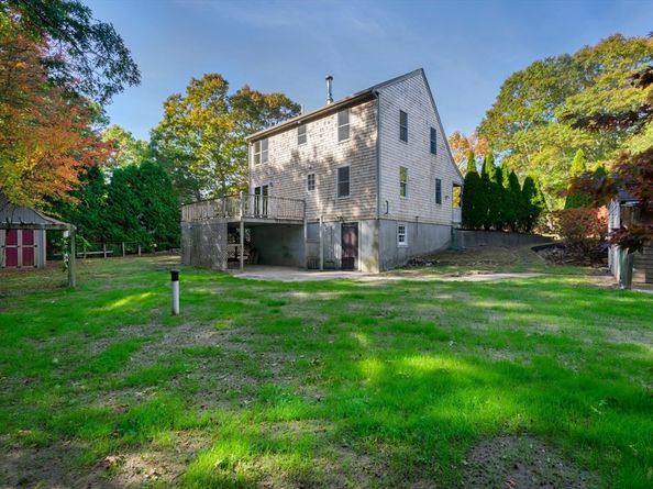 103 Mayflower Ln, Wareham MA 02538
