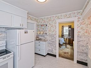 34 Burdette Ave, Framingham MA 01702