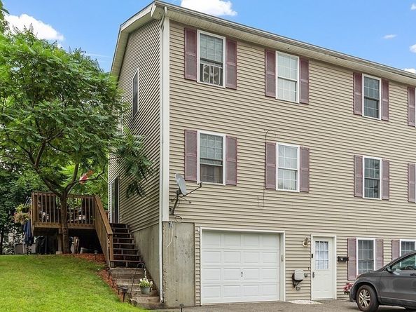 55 Brier St 55, Fitchburg MA 01420