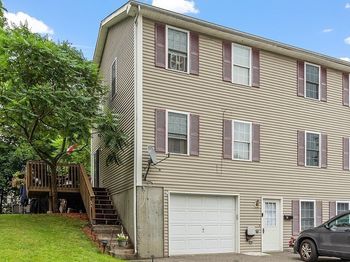 55 Brier St