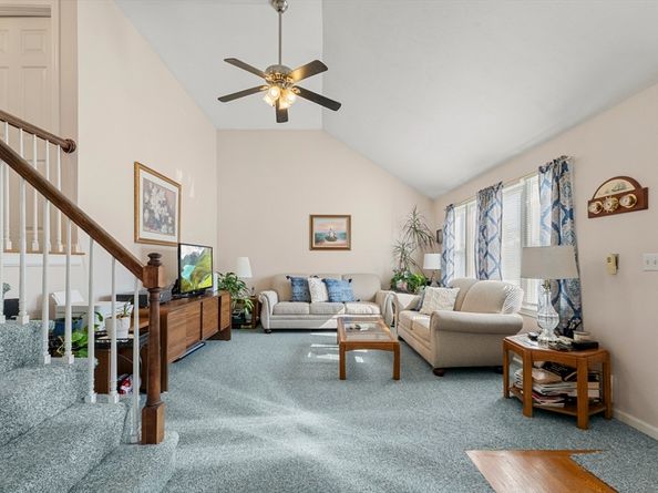 92 Gloucester St, Brockton MA 02302
