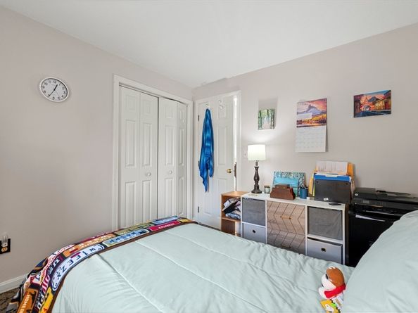 92 Gloucester St, Brockton MA 02302