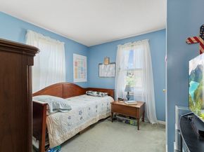 92 Gloucester St, Brockton MA 02302
