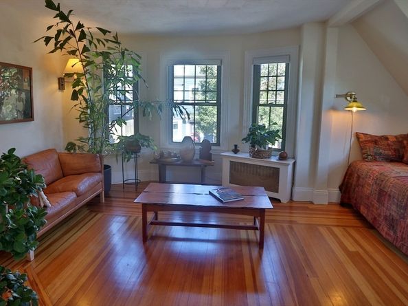 4 Willow Ave 2, Salem MA 01970