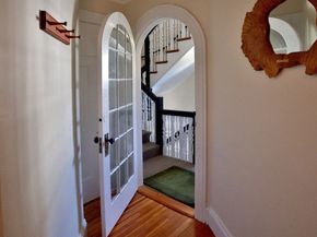 4 Willow Ave 2, Salem MA 01970