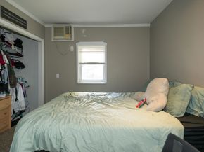 194 Norfolk St, Worcester MA 01604