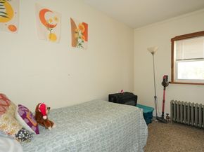 194 Norfolk St, Worcester MA 01604