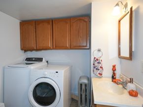 194 Norfolk St, Worcester MA 01604