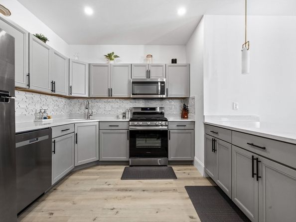 8 Oakhurst Street 4, Boston MA 02124