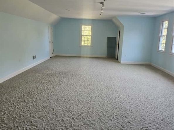4 Shoestring, Westwood MA 02090