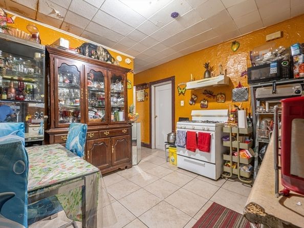 12 Clark Rd, Revere MA 02151