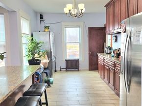 60 Circuit Ave S,, Worcester MA 01603