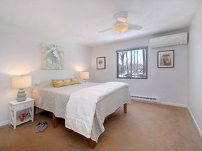 51 Staffordshire Ln 51, Concord MA 01742