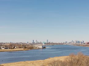 90 Quincy Shore Dr 803, Quincy MA 02171