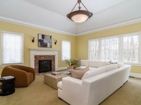 19 Skyview Lane, Sudbury MA 01776