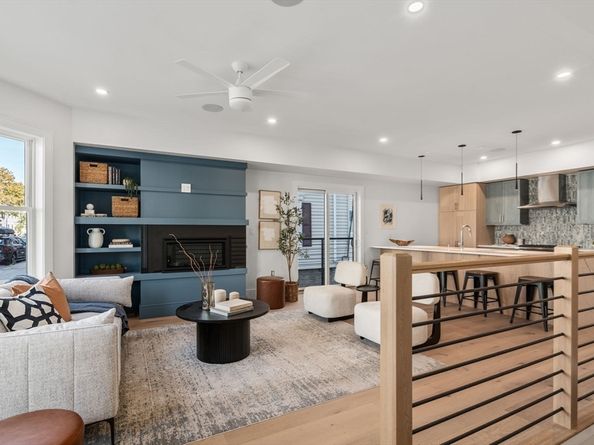 527 E Seventh Street 101, Boston MA 02127