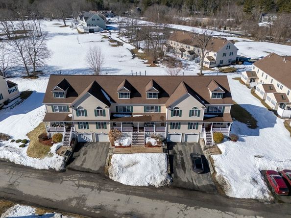 216 Rangeway Rd 133, Billerica MA 01862