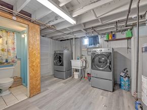 72 Youngs Rd, Lunenburg MA 01462