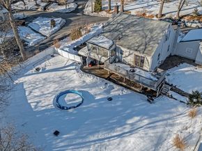 72 Youngs Rd, Lunenburg MA 01462