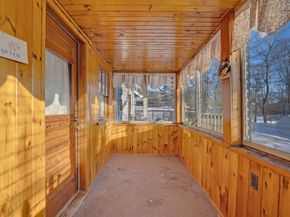 72 Youngs Rd, Lunenburg MA 01462