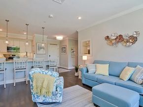 635 Old Post Rd 210, Sharon MA 02067