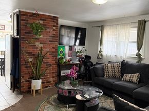 116 Park, Stoughton MA 02072