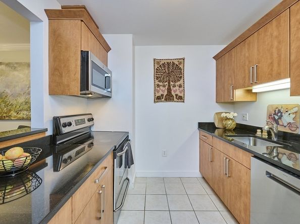 289 Essex St 308, Salem MA 01970