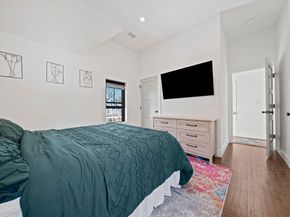 205 Park St 2, Boston MA 02132